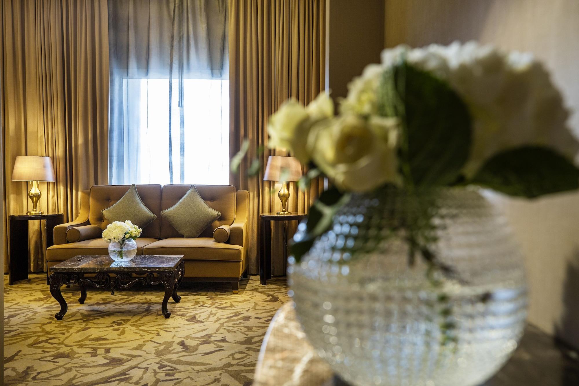 Ezdan Palace Hotel Ντόχα Εξωτερικό φωτογραφία A suite at the hotel