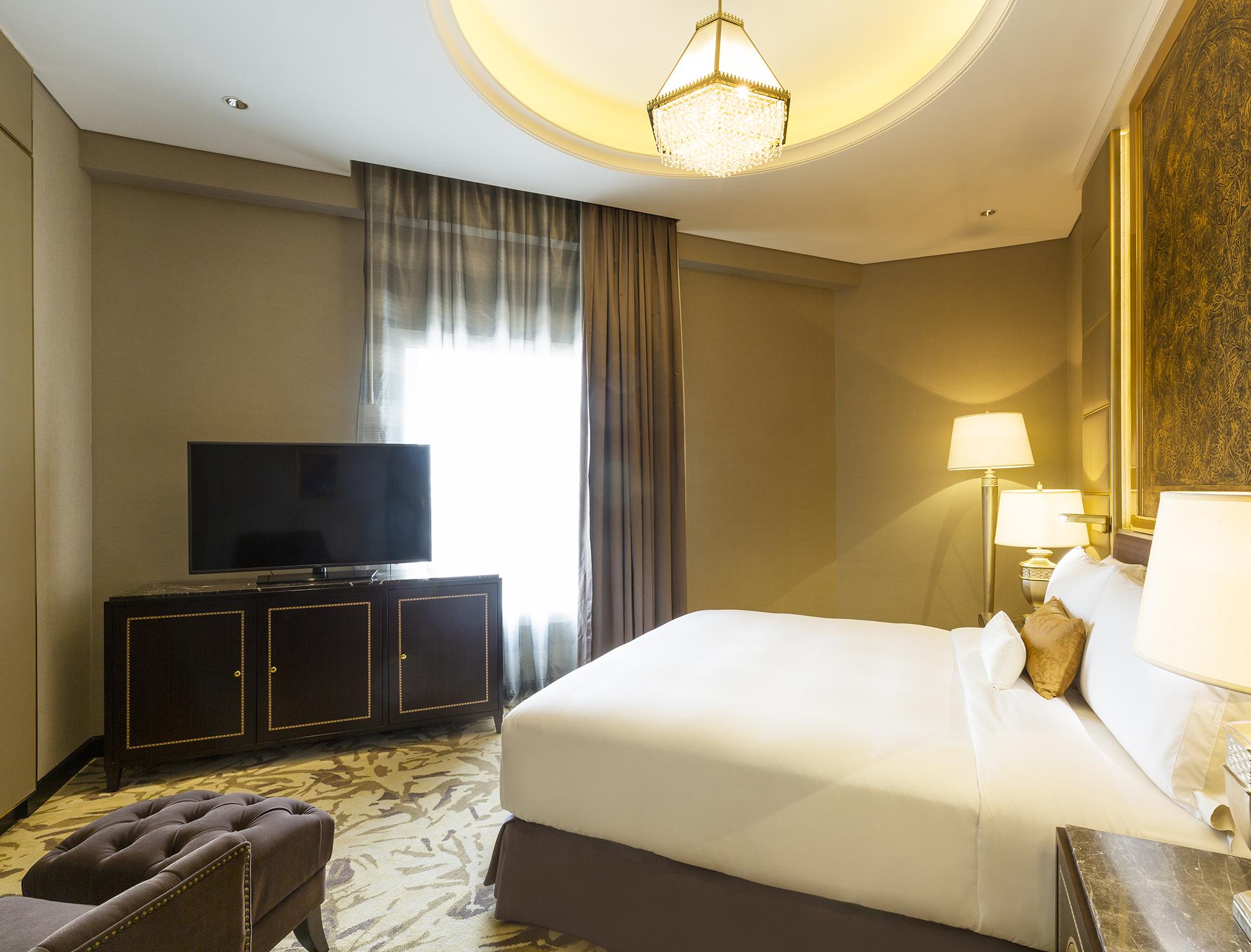 Ezdan Palace Hotel Ντόχα Εξωτερικό φωτογραφία A bedroom at the hotel
